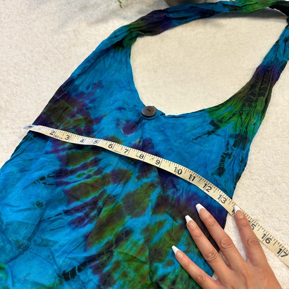 Tie Dye Hobo w/ Button Closure 🌸 - Picture 2 of 5